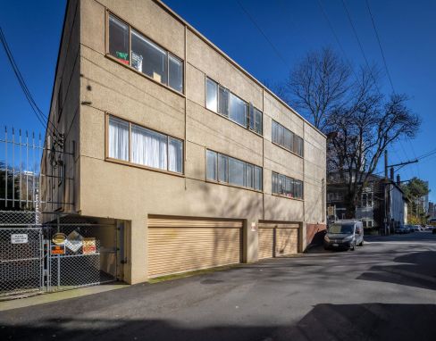 The Grovenor - Secure parking for residents of multifamily rental building in Vancouver&rsquo;s West End