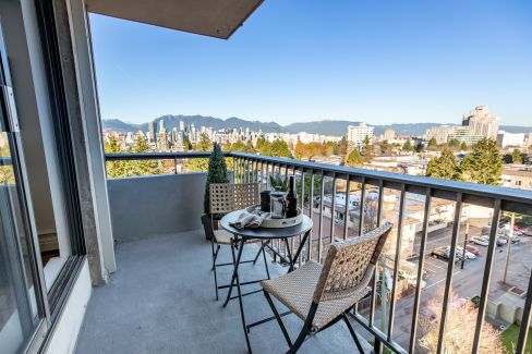 Queen Anne Place - Multifamily rental unit with balcony