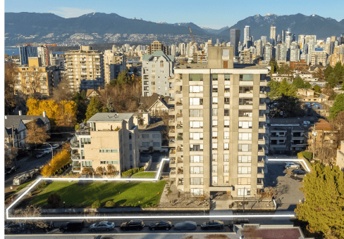 Queen Anne Place - Site overview of Multifamily asset located in Fairview